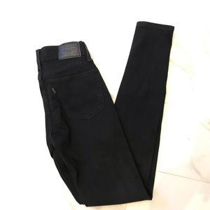 Levi’s super skinny black jeans